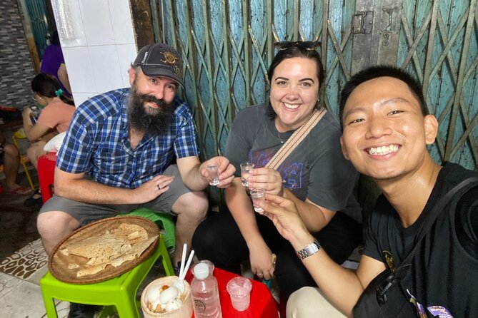 Saigon by Night: Private Street Food Walk You Can’t Miss - Grilled sticky rice with banana