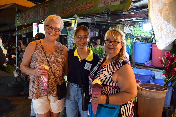 Saigon Street Food By Night - Foodie City Private Tour With Local Guide - Why this evening feels different from a standard food outing