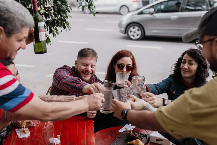 San Telmo: Historical Guided Tour with Street Food & Drinks - San Telmo Market: antiques, stalls, and small plates
