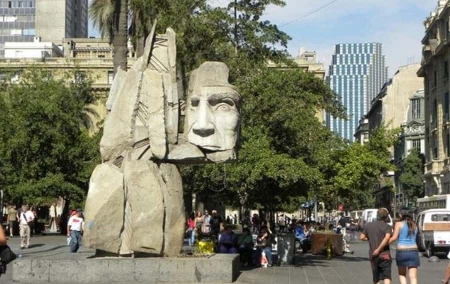 Santiago: Best Street Food Tour With A Local Guide - Plaza de Armas: Santiago’s central meeting point