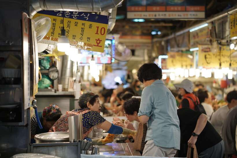 Seoul: Guided Street Food Tour at Namdaemun Market - Why Namdaemun works so well for a food tour