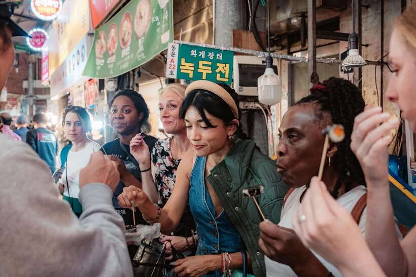Seoul: Night Market Food Tour with Local Guide - Why Gwangjang Market works so well at night