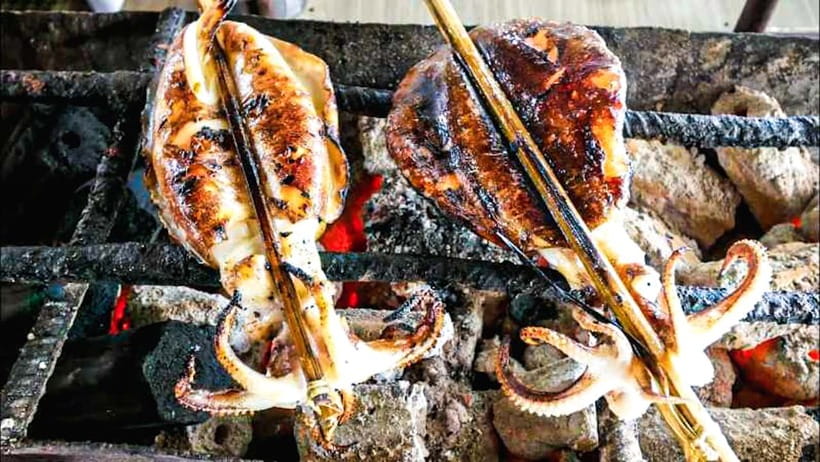 Siem Reap: Cambodia local street foods and local guide - Psar Char and the less polished side of Siem Reap