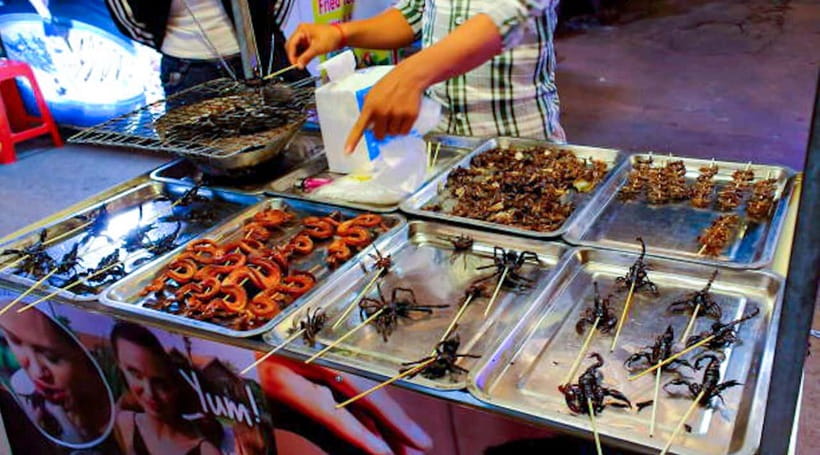 Siem Reap: Cambodia local street foods and local guide - Meeting near Tapul Road