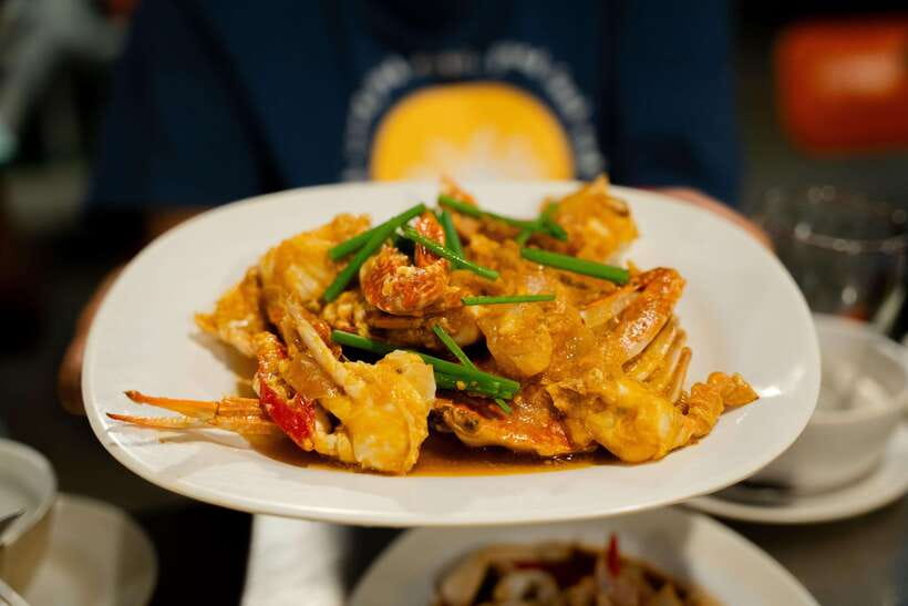 Siem Reap's Ultimate Street Food Tour by Tuk Tuk - The guide, group style, and practical details