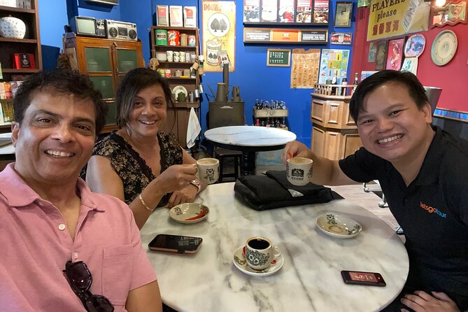 Singapore: Chinatown Hawker Food Tasting Tour - Who should book this food walk?