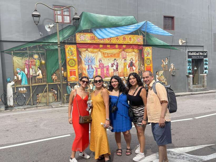 Singapore: Chinatown Hawker Guided 8-Dish Tasting Tour - Is the Chinatown food tour worth booking?