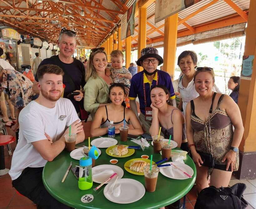 Singapore: Local Hawker Food Tour with Tastings - At a glance: what makes this food tour useful
