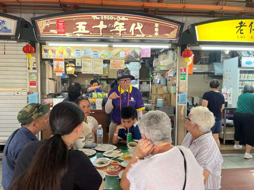 Singapore: Local Hawker Food Tour with Tastings - Chinatown’s religious buildings and South Bridge Road