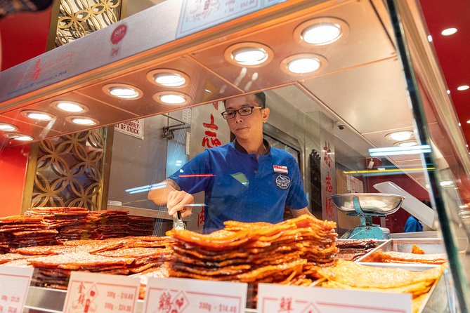 Singapore: UNESCO Street Food & Cultural Experience - Gerry is the main reason this tour works