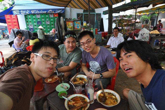 Small-group Street Food Lover by Motorbike (04 hours) - Who should book this experience?