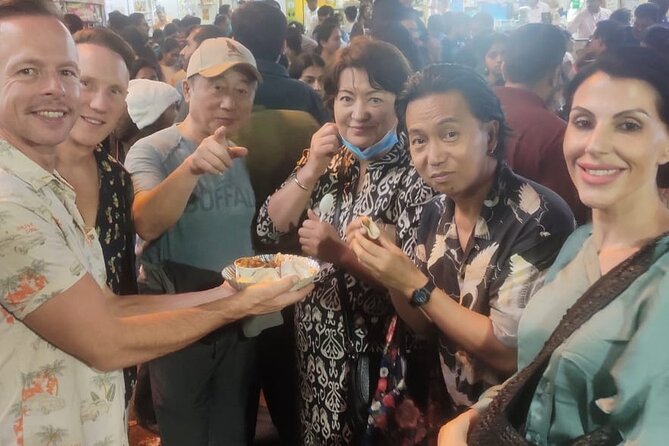 Sowcarpet Street Food Walking Tour in Chennai with guide - Group size, private options, and pickup