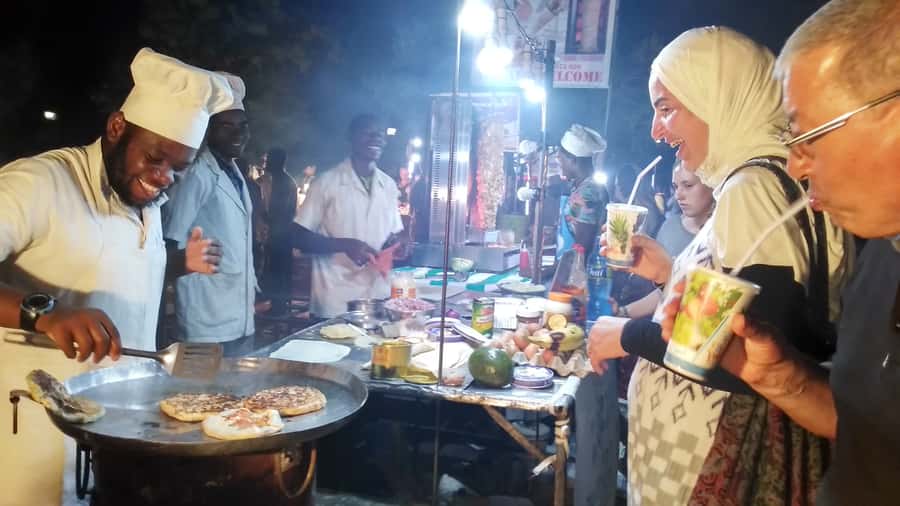 Stonetown: Food Markets and Street Food Walking Tour - Why this evening works so well