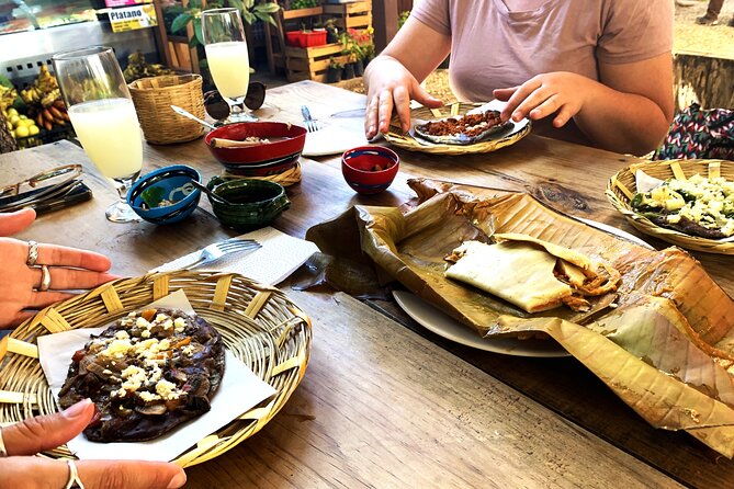 Street Food and 3 Markets Tour, Meat or Veggie Options - Starting at Cruz de Piedra at 9:30 a.m.