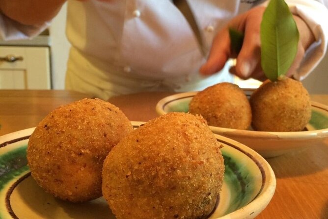 Street food and Cooking class in Syracuse - The tasting: a meal you helped create