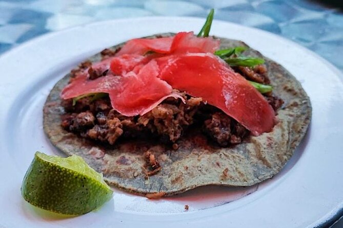 Street Food Bike Ride/Roma-Condesa/All-Inclusive 3.5 hours - A 45-minute look at a traditional market