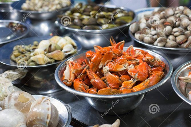 Street Food Discovery Tour - Stop one: Bún Bò Huế and the first taste of Vietnam