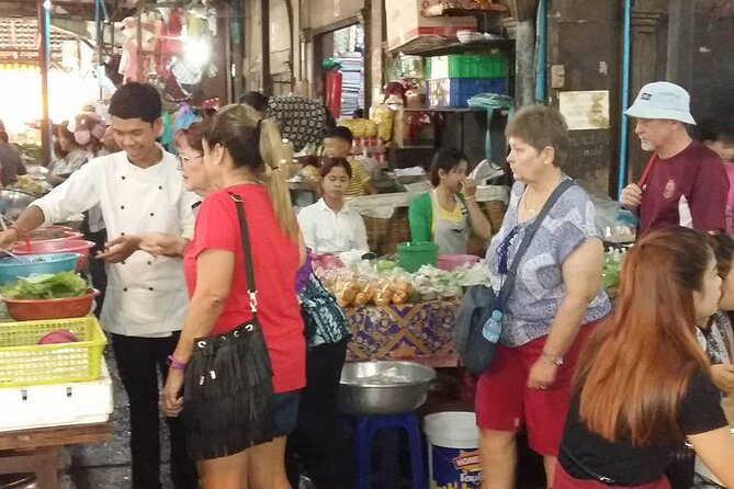 Street Food private Tour in Siem Reap - What this $25 Siem Reap tour is really offering