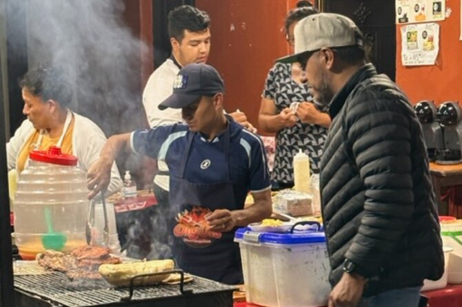 Street Food Tour Around Antigua - Leaving Antigua’s center at 7 pm