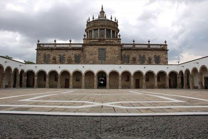 Street Food Tour in Guadalajara with a Local Guide - Plaza Tapatia: Open Space, Sculptures, and Street Performers