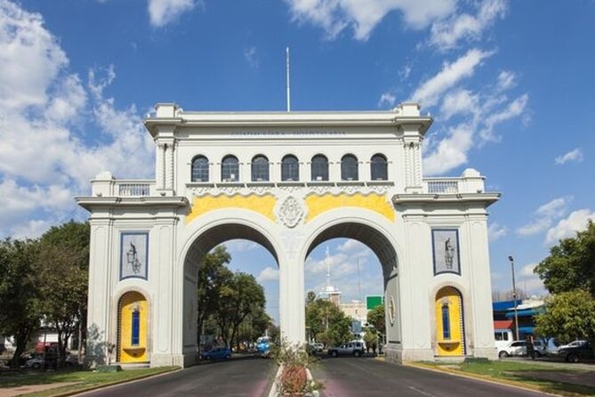 Street Food Tour in Guadalajara with a Local Guide - Instituto Cultural Cabanas: The Cultural High Point