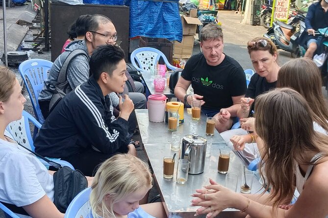 Street Food Tour In Ho Chi Minh City By Motorbike - Stop 1: Thich Quang Duc Monument and a moment of reflection