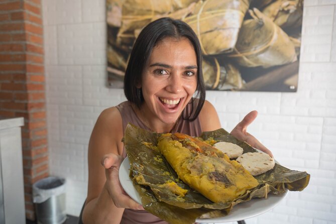 Street Food Tour in Medellín with Tastings - Starting at Parque El Poblado at 1:30 pm