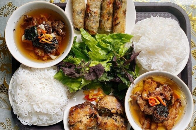 Street Food Tour with a Guide - Walking through Hanoi’s Old Quarter