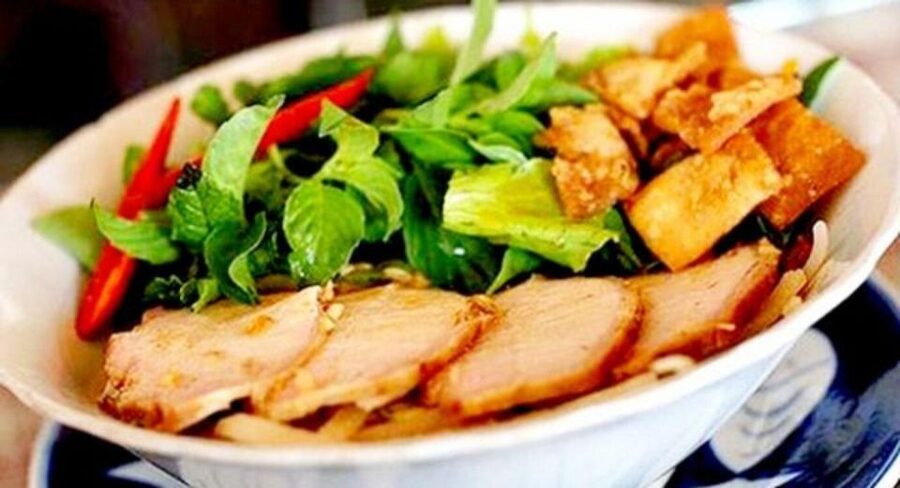Street Food Walking Tour in Hoi An with 5 Local Tastings - Key points at a glance