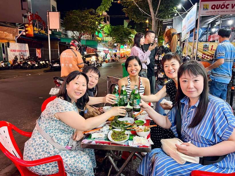 Street Food Walking Tour with a Cooking Instructor - Why District 4 makes a good food base