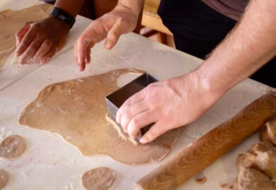 Syracuse: Sicilian Street Food Hands-On Cooking Class - Should you book the Syracuse street food cooking class?
