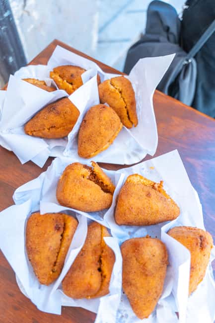 Syracuse: The Street Food Tour in Ortigia with a Local Guide - Giudecca and the quieter side of Ortigia
