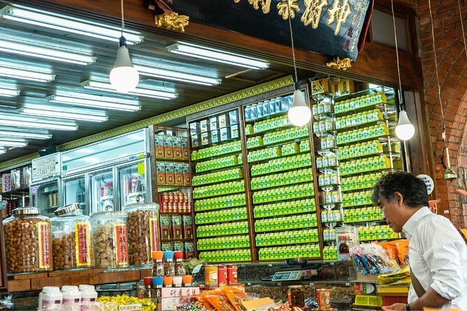 Taipei Street Food & Night Market Tour with a Local: Private & Custom - Starting near Songshan Road