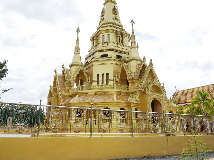 Takua Pa: Food Market, Tsunami Museum, Temple, & Old Town - Ban Nam Khem Tsunami Museum puts the coast in context