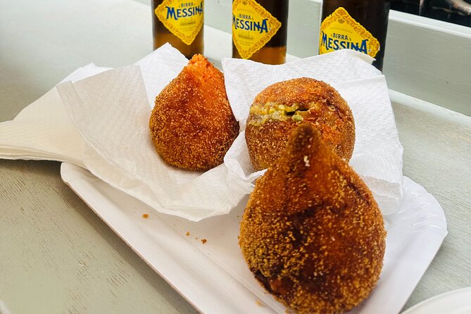 Taormina: Sicilian Street Food & Wine Tour by Do Eat Better - What the guides add to the evening
