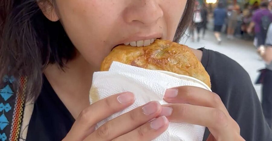 Taste hidden street food in Seoul with a 2.5h food tour - Who should book this Seoul food tour?