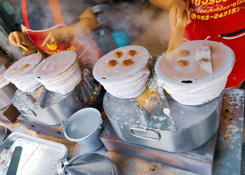 Taste of Chiang Mai: Michelin Guide & Street Food Tour - Thana Ocha and the pink noodle stop