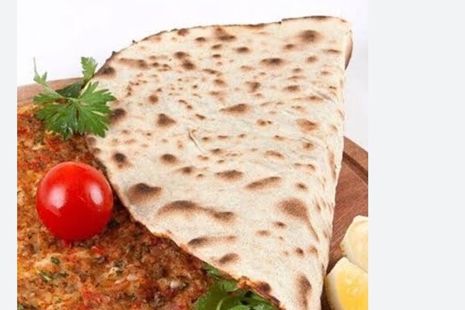 Taste Of Old City Street Food Tour with Local Guide - Kadınlar Pazarı and southeastern flavors