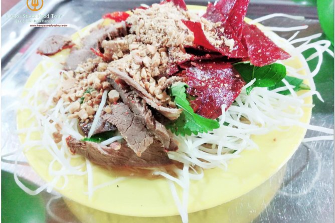 Tasting 8 Different Hanoi Street Foods at Noon Time - How the three-hour schedule works