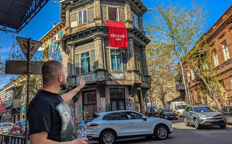 Tbilisi: Eat Like a Local – Street Food Tour w/ 10 Tastings - Fresh pastries at a family-run bakery