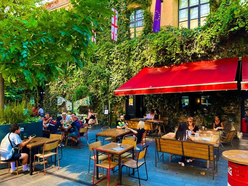 Tbilisi: Left Bank Alternative Street Food Tour with Drinks - Key points to know before booking