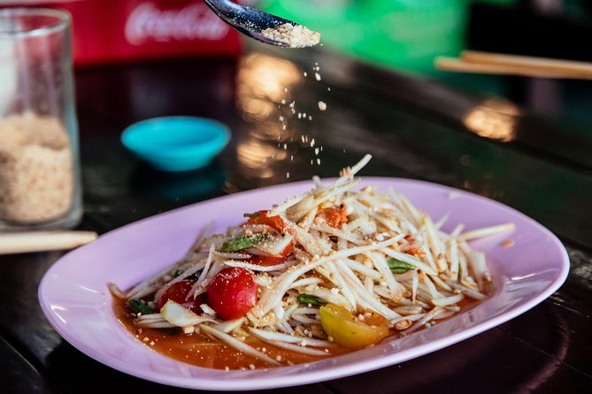 The 10 Tastings of Chiang Mai With Locals: Private Street Food Tour - Starting at Wat Chai Si Phum