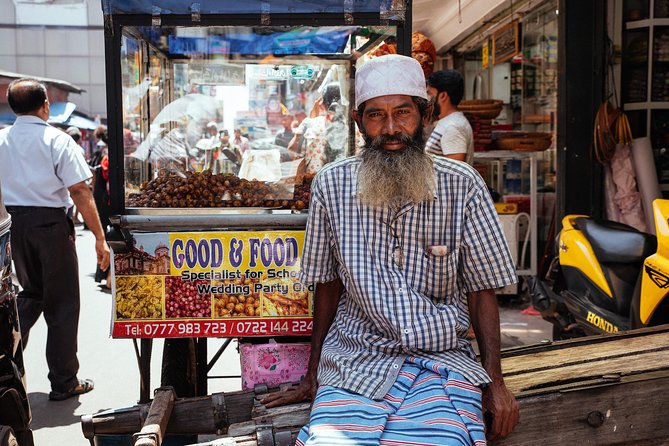The 10 Tastings of Colombo With Locals: Private Street Food Tour - Lamprais or Kottu Near All Saints Church