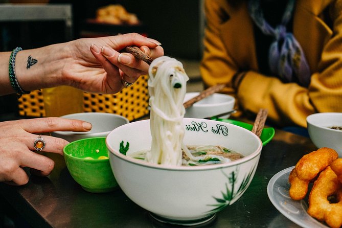 The 10 Tastings of Hanoi With Locals: Private Street Food Tour - Key points to know before you book