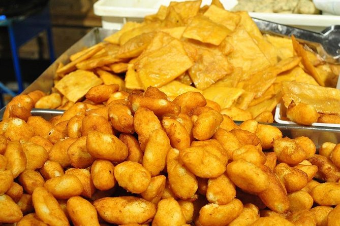 The Complete Street Food Walking Tour - History & Tasty Bites in Palermo - Arancina on Via Maqueda