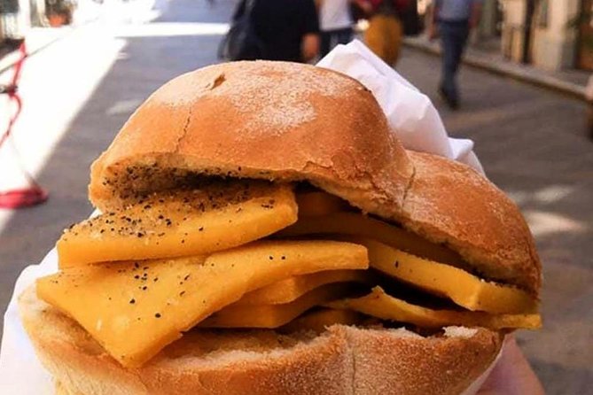 The Complete Street Food Walking Tour - History & Tasty Bites in Palermo - Quattro Canti and the shape of old Palermo