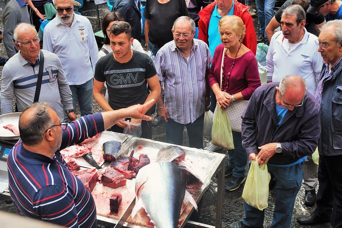 The Original Catania Street Food and Market Tour by Streaty - Piazza dei Quattro Canti away from the main crowd