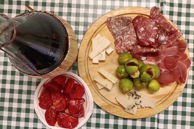 The Original Florence Street Food & Market Tour (by Streaty) - Florentine specialties that ask you to be brave