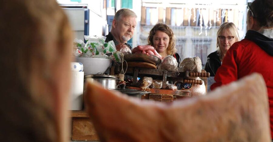 The Original Street Food & Market Tour of Florence - The Florence food tour in five useful points