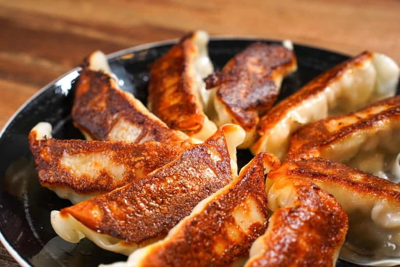 Tokyo: Shinjuku Local Eats, Street Food Tour & Culture Walk - Four stops, four ways to eat